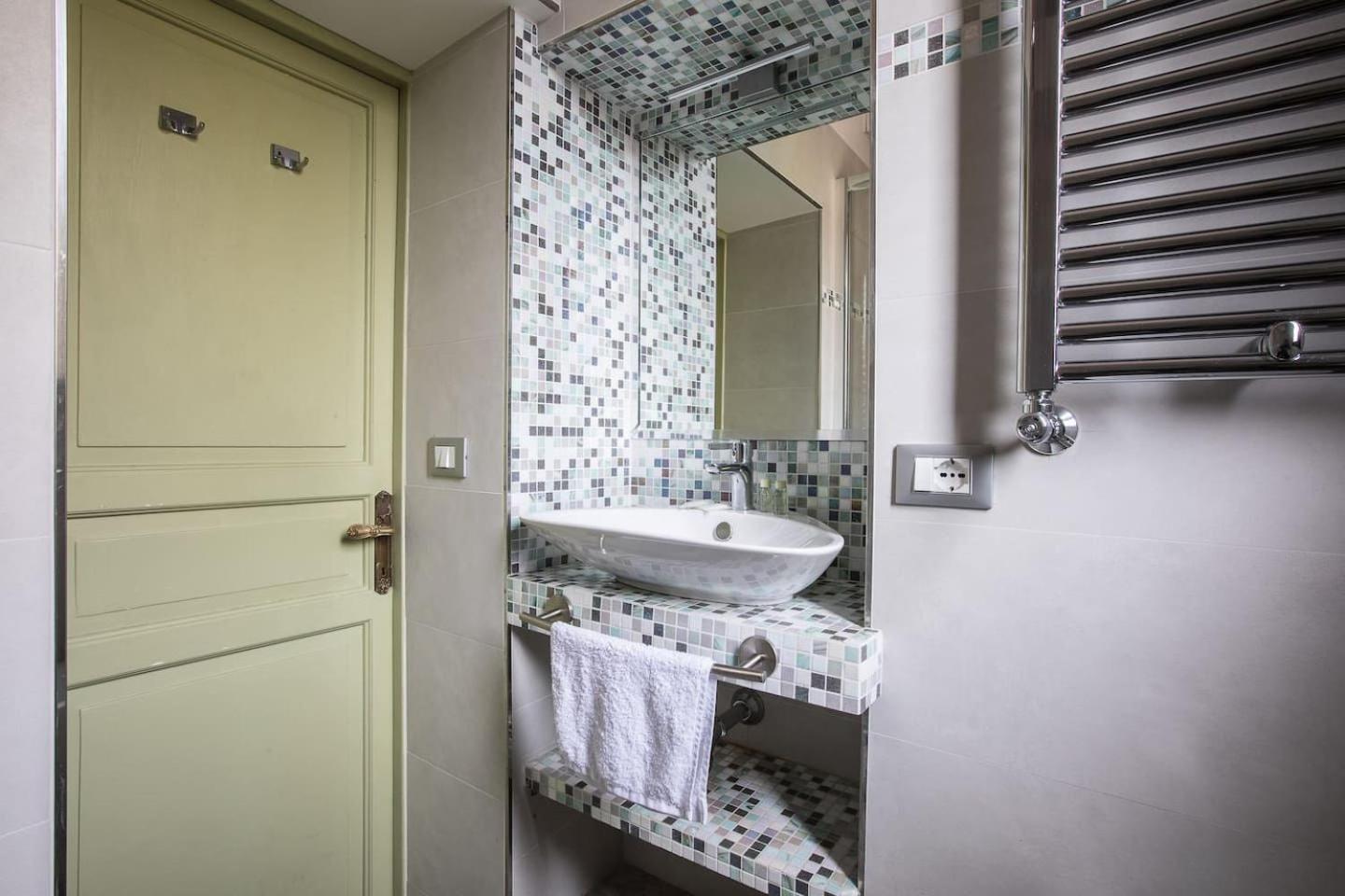 Crispi Deluxe 2 Bedroom Rome Bagian luar foto