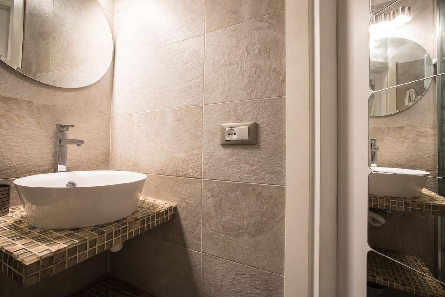 Crispi Deluxe 2 Bedroom Rome Bagian luar foto
