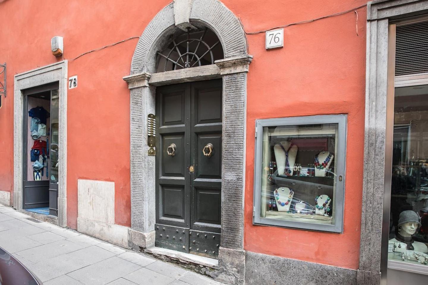 Crispi Deluxe 2 Bedroom Rome Bagian luar foto