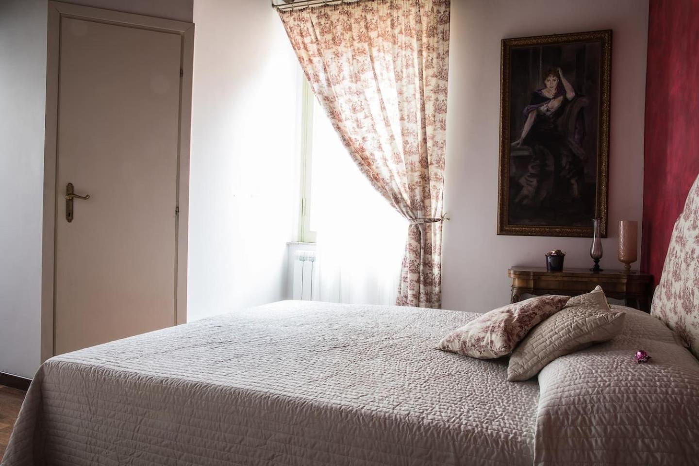 Crispi Deluxe 2 Bedroom Rome Bagian luar foto